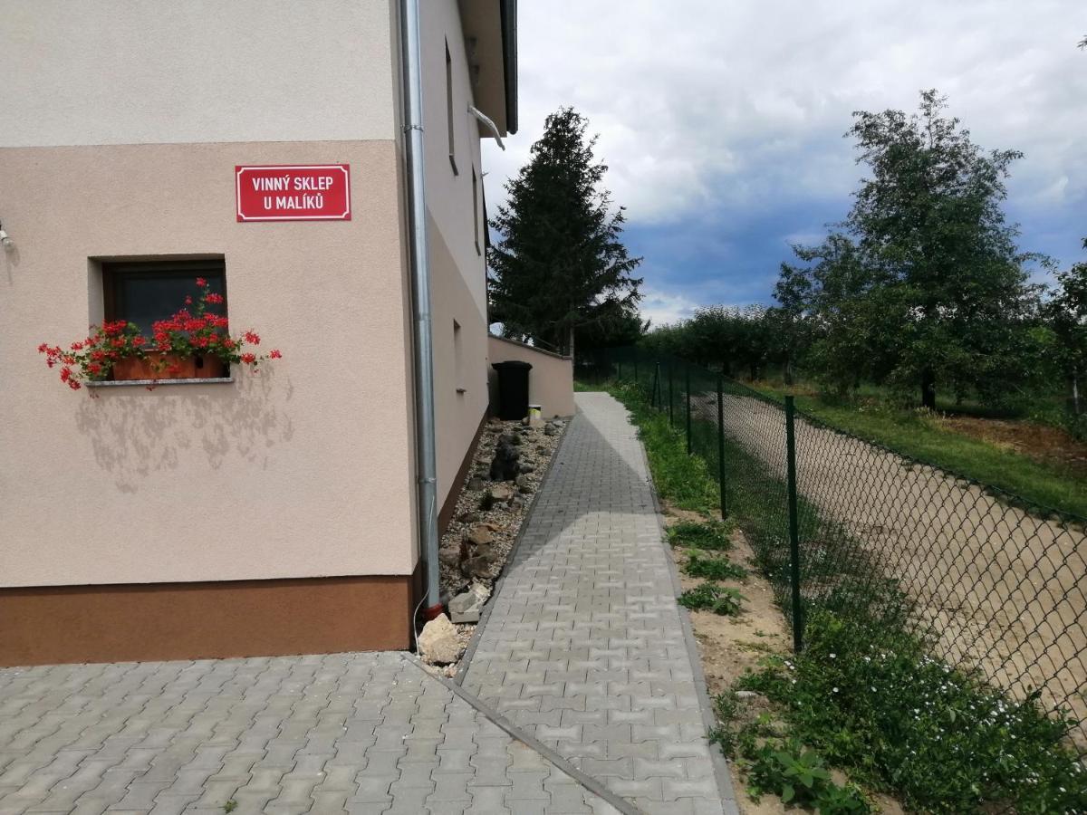 Vinný sklep u Malíků Drnholec Exterior foto